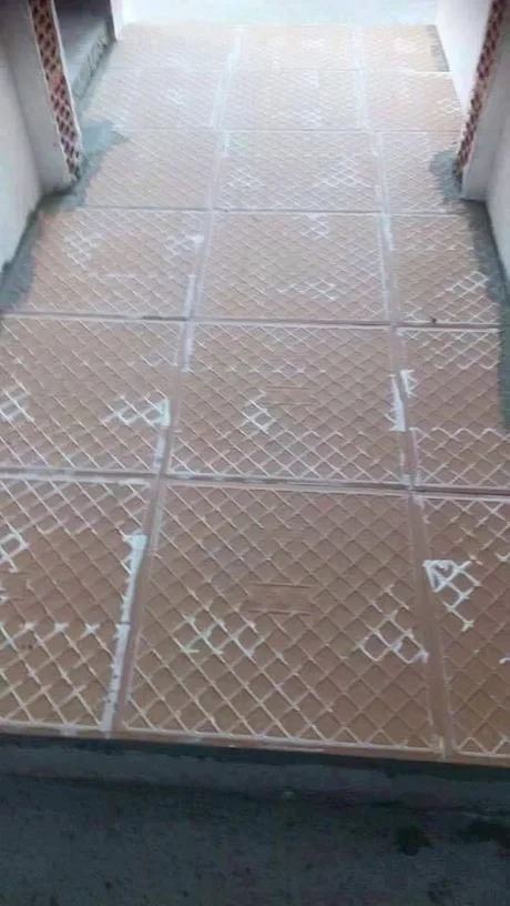 Šéfe, tak som dal tú dlažbu